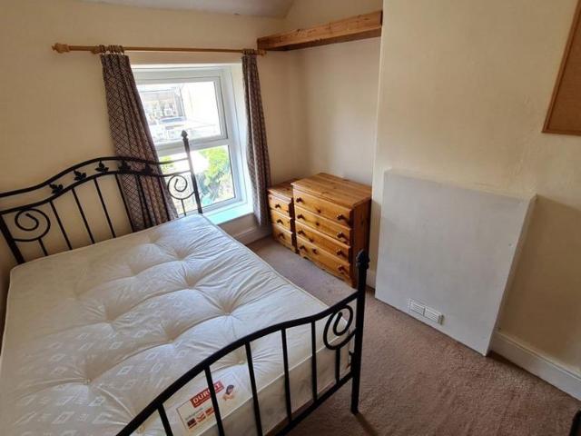 Room for rent in Waun Fawr, Wales