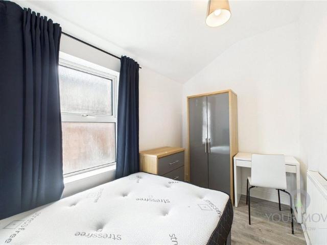 Room for rent in Phippsville, Northampton