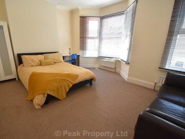 Room for rent in Southend City Centre Neighbourhood, Alton Barnes