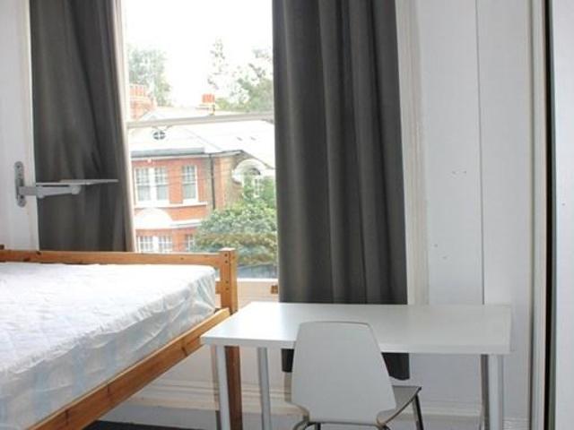 Room for rent in Norbiton, Greater London