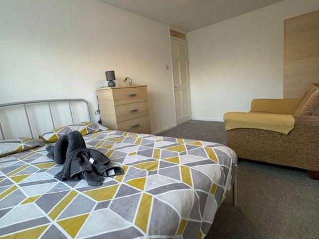 Room for rent in Silvertown, Greater London