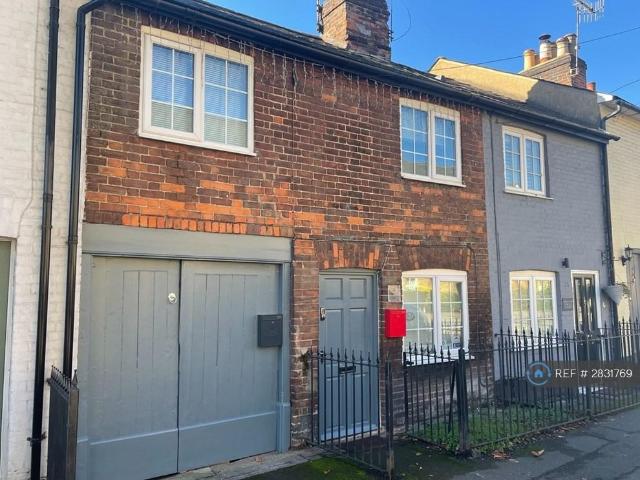 Room for rent in Ashlyns Estate, Pouchen End