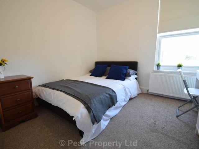 Room for rent in Southend City Centre Neighbourhood, Alton Barnes