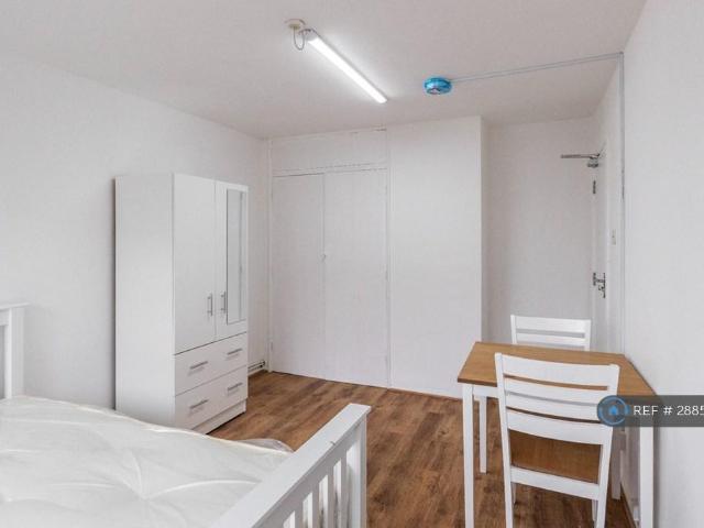 Room for rent in Tilbury, Essex
