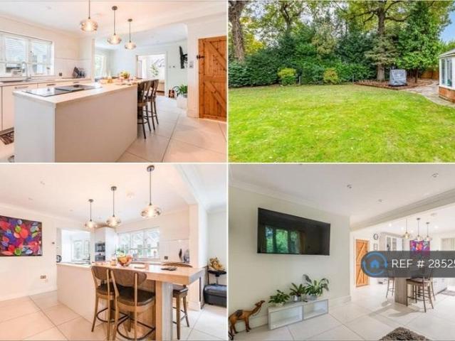 Room for rent in Woking, Surrey