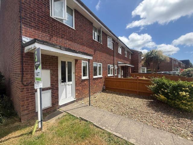 Room for rent in Chichester, Littlecote