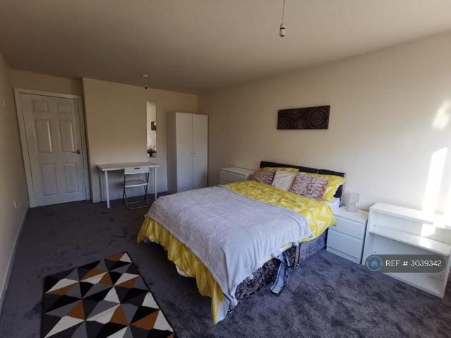 Room for rent in Halton