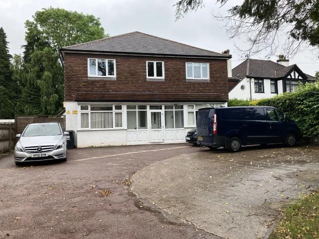 House for rent in Caterham on the Hill, Hillview