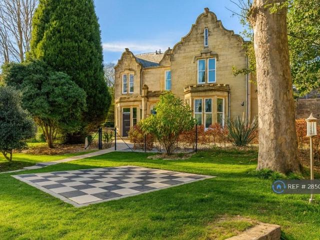 Room for rent in Hilltown, Scotland