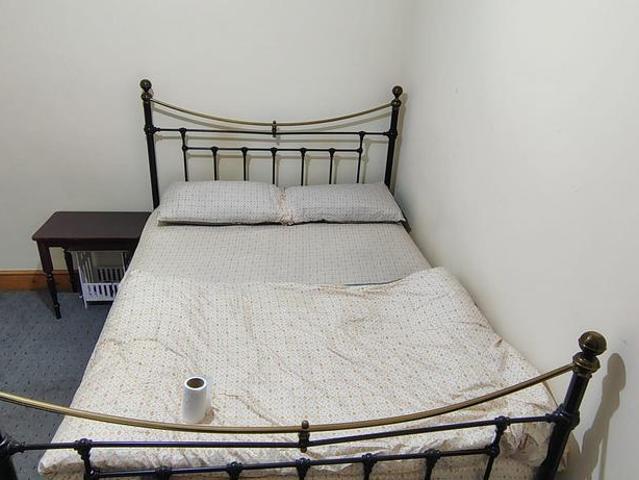 Room for rent in Loxford, Greater London