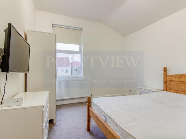 Room for rent in Alton Barnes, Essex