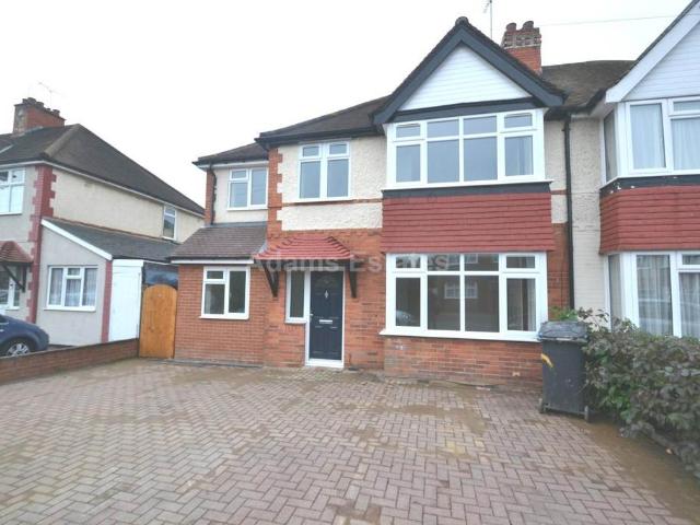 Room for rent in Earley