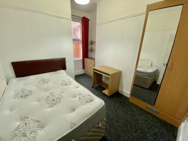 Room for rent in Calderstones, Isle Of Man