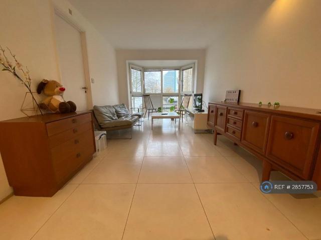 Room for rent in Rotherhithe, Greater London