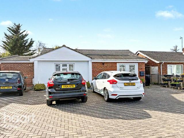 Room for rent in Earley