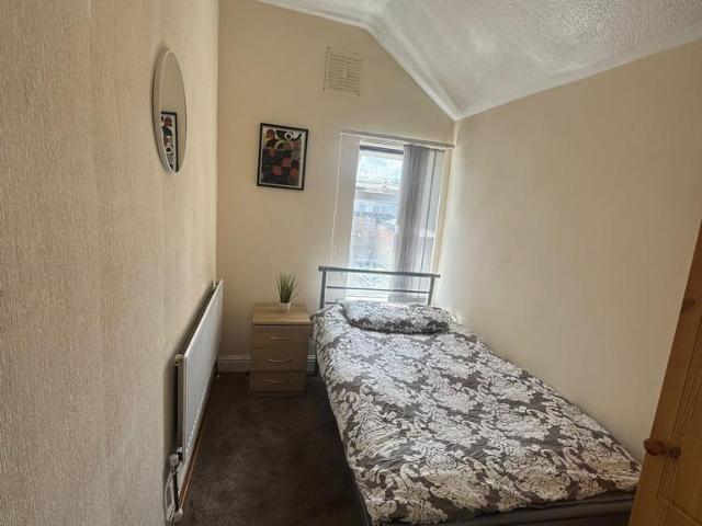 Room for rent in Bordesley Green, West Midlands
