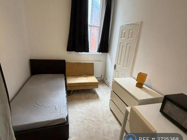 Room for rent in West Midlands