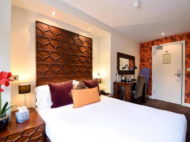Room for rent in Hertford, Colliers End