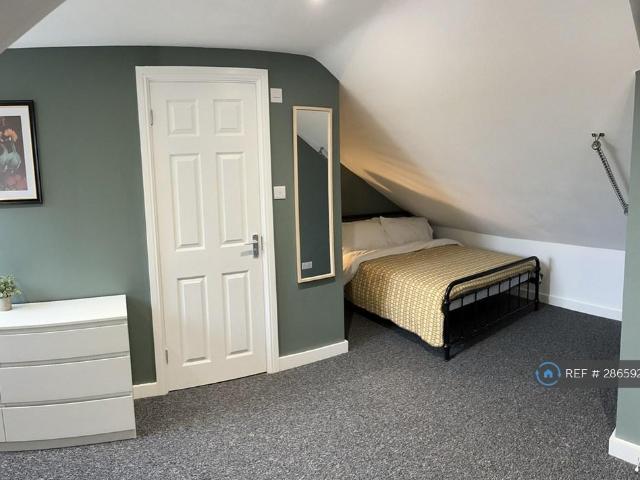 Room for rent in Midway, Kent
