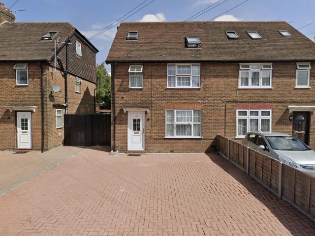 Room for rent in Hayes, Greater London