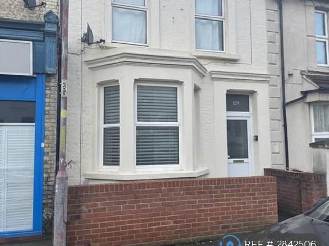 Room for rent in Brompton, Gillingham