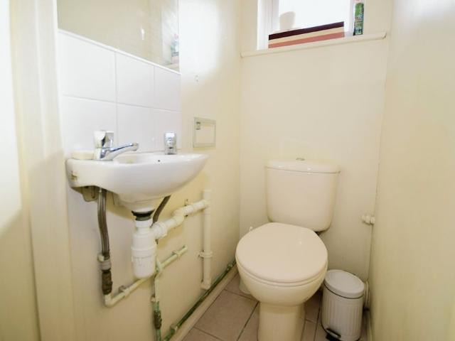 Room for rent in Chichester, Littlecote
