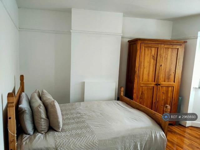Room for rent in Northampton, Northamptonshire
