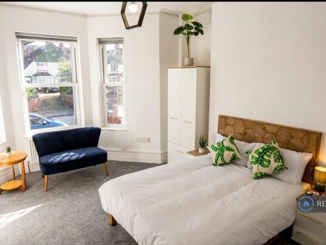 Room for rent in Diglis, Worcestershire