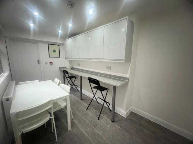 Room for rent in Smallwood, Redditch