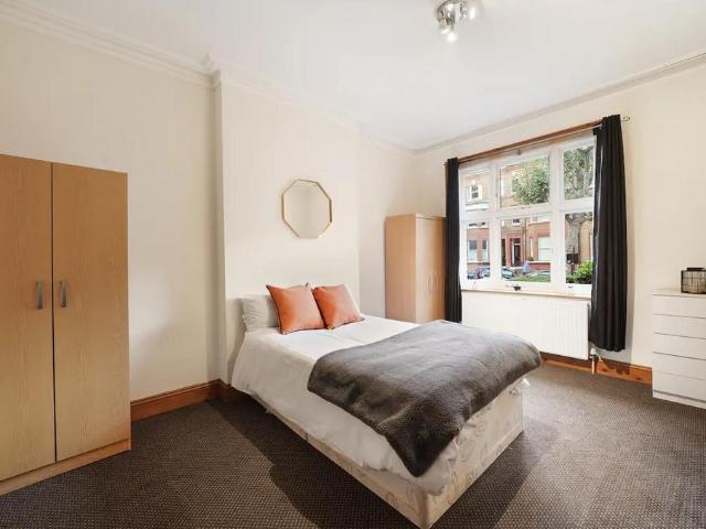Room for rent in Maida Vale, Isle Of Man