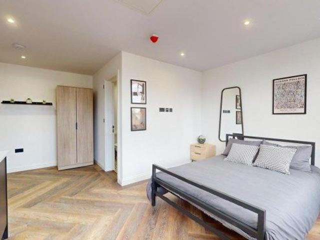 Room for rent in Georgia, Greater Manchester