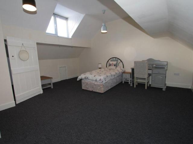 Room for rent in Baswich, Staffordshire