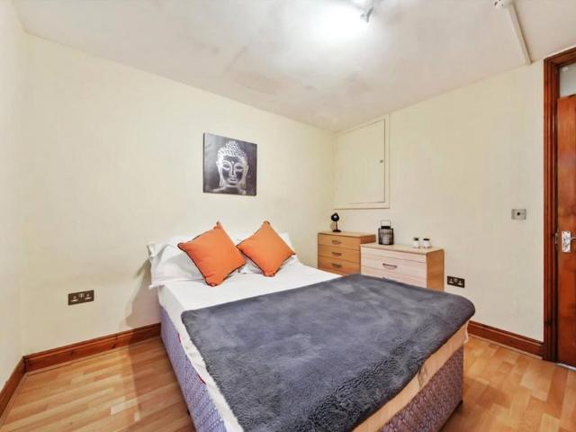 Room for rent in Maida Hill, West Kilburn