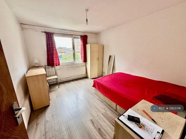 Room for rent in Old Ford, Bow