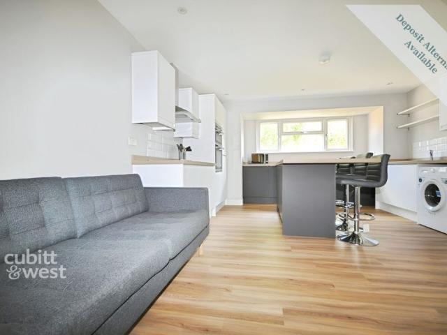 Room for rent in Broadfield, Crawley