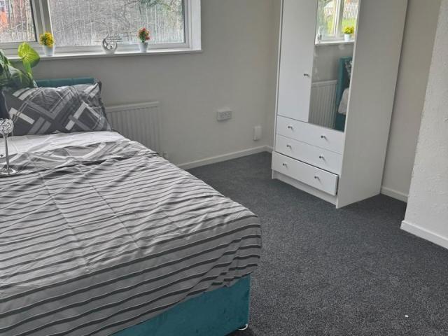 Room for rent in Haddon, East Midlands