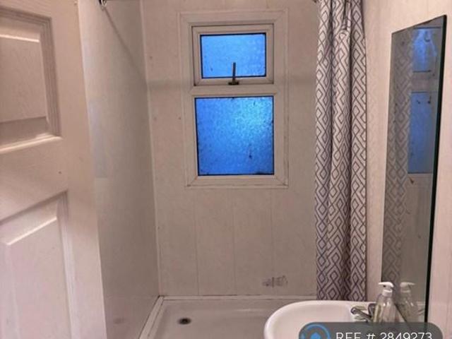 Room for rent in Bridgend, Wales