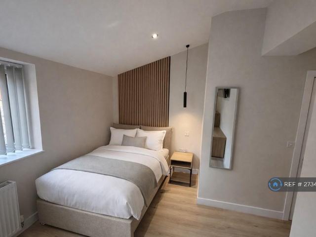 Room for rent in Stoke, Stoke-on-Trent