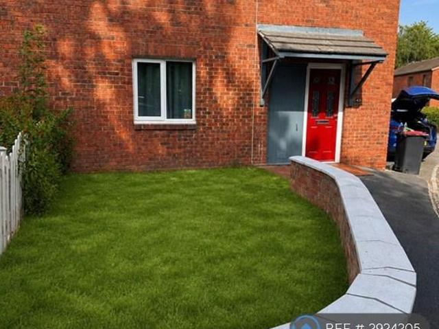 Room for rent in Leegomery, Telford