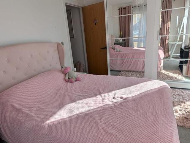 Room for rent in Colindale, Isle Of Man