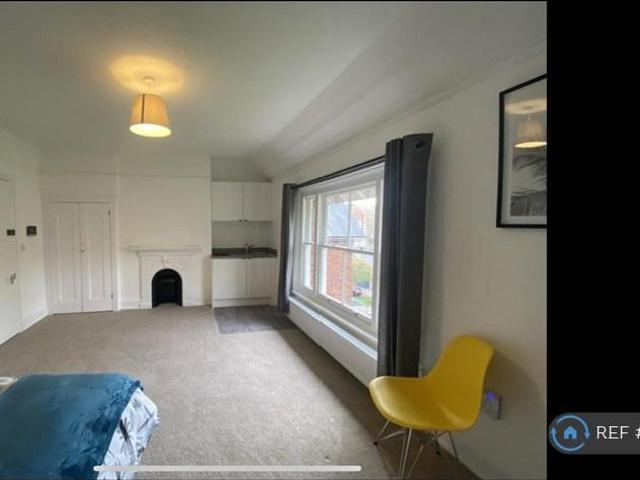 Room for rent in St James, Sandown Park