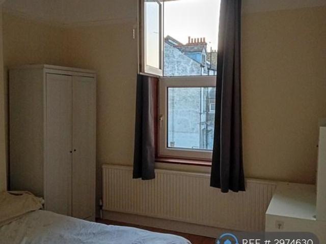 Room for rent in London Borough of Hounslow, Greater London