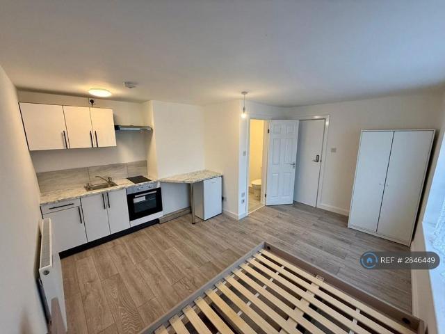 Room for rent in Woodside Estate, Houghton Regis