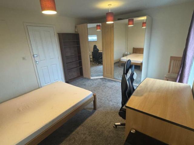Room for rent in Orchard Park, Arrington