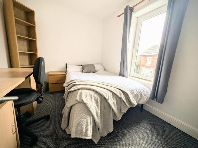Room for rent in New Boultham, Brayford