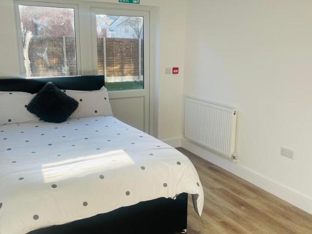 Room for rent in Hayes, Greater London
