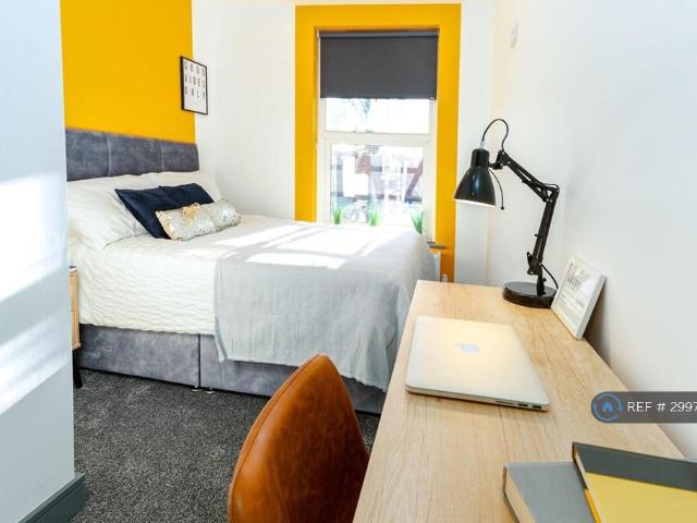 Room for rent in Winton, Salford