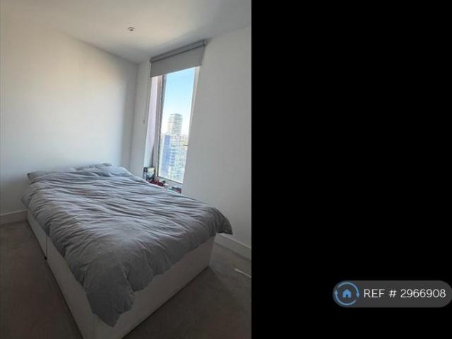 Room for rent in Battersea, Greater London