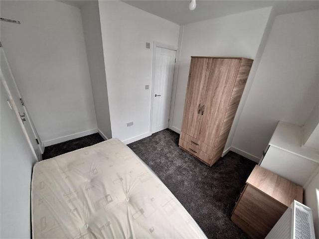 Room for rent in West Bank, Widnes