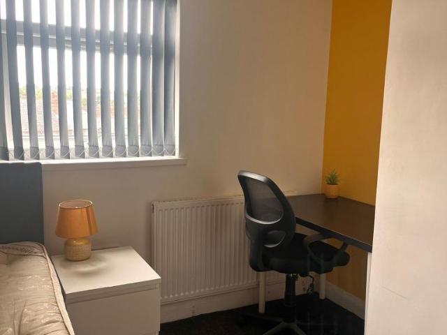 Room for rent in West Midlands